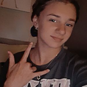 Meet your Posher, Isabella